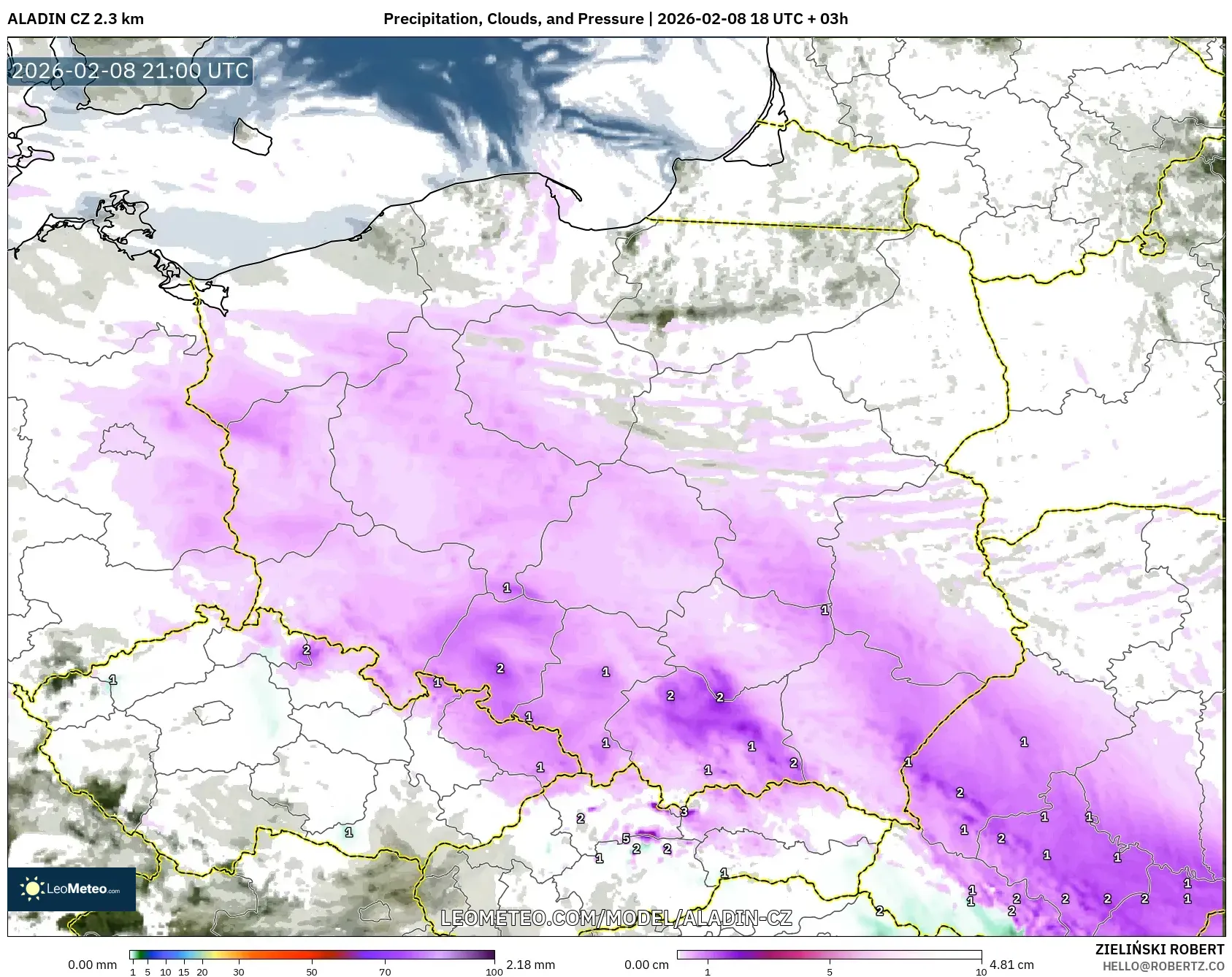 ALADIN CZ 2.3 km model - Poland, Hujan, Awan dan Tekanan
