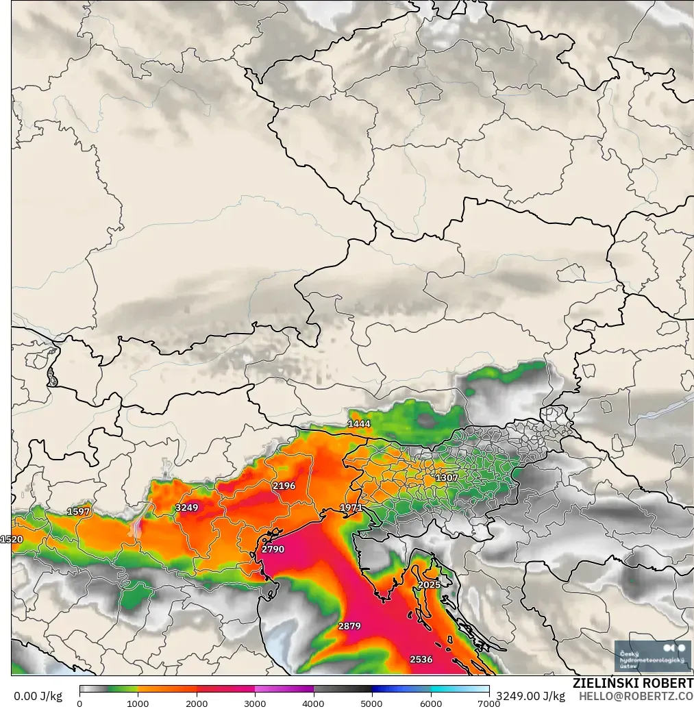 ALADIN CZ 2.3 km model - Austria, CAPE