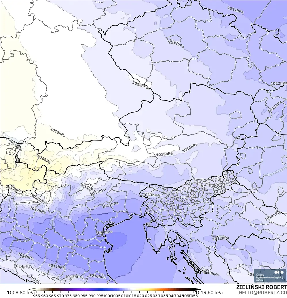 ALADIN CZ 2.3 km model - Austria, Pressure