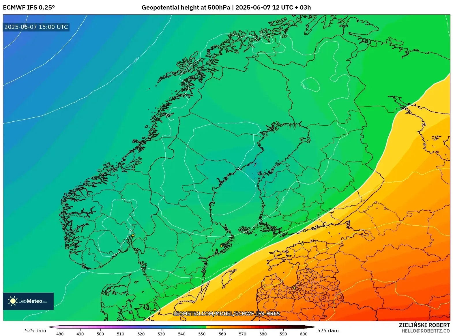 ECMWF IFS 0.25° model - Skandinavia, Ketinggian geopotensial pada 500 hPa ECMWF IFS 0.25° model - Skandinavia, Ketinggian geopotensial pada 500 hPa