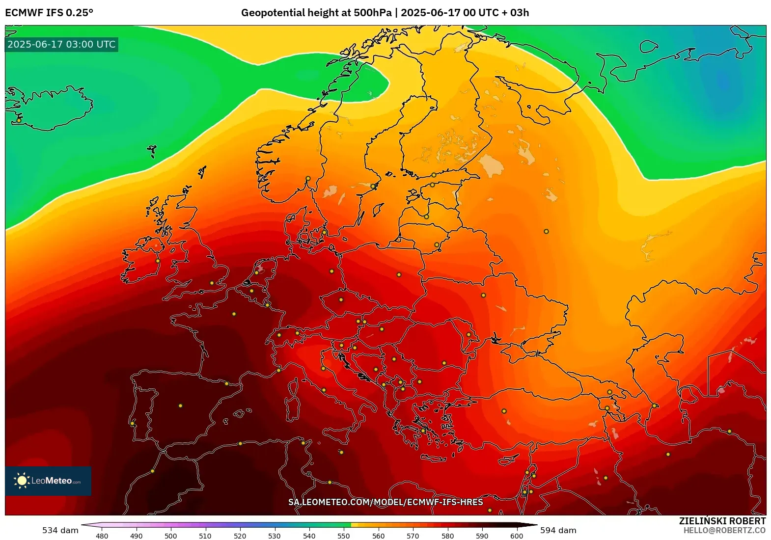 ECMWF IFS 0.25° model - Eropah, Ketinggian geopotensial pada 500 hPa ECMWF IFS 0.25° model - Eropah, Ketinggian geopotensial pada 500 hPa