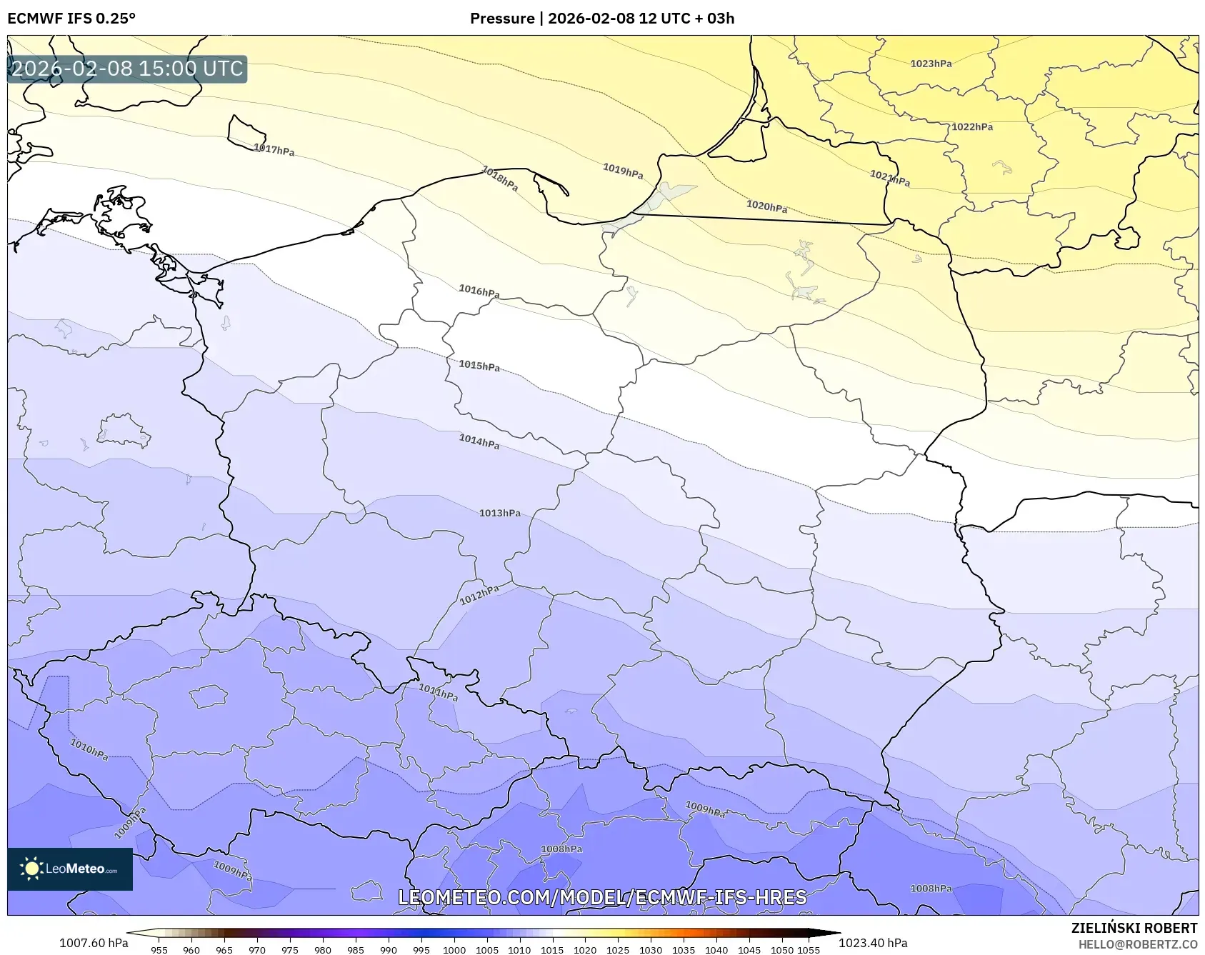 ECMWF IFS 0.25° model - Poland, Pressure