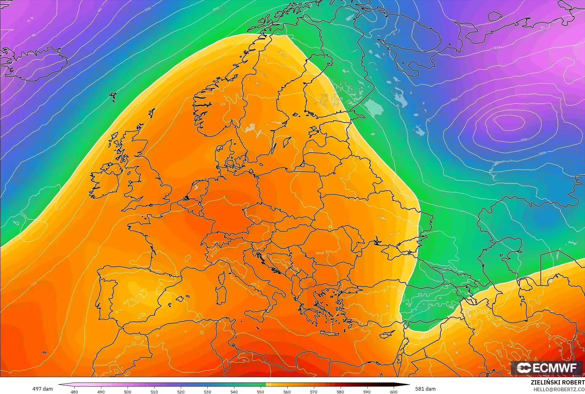 ECMWF IFS 0.25° model - Europe, Geopotential height at 500hPa