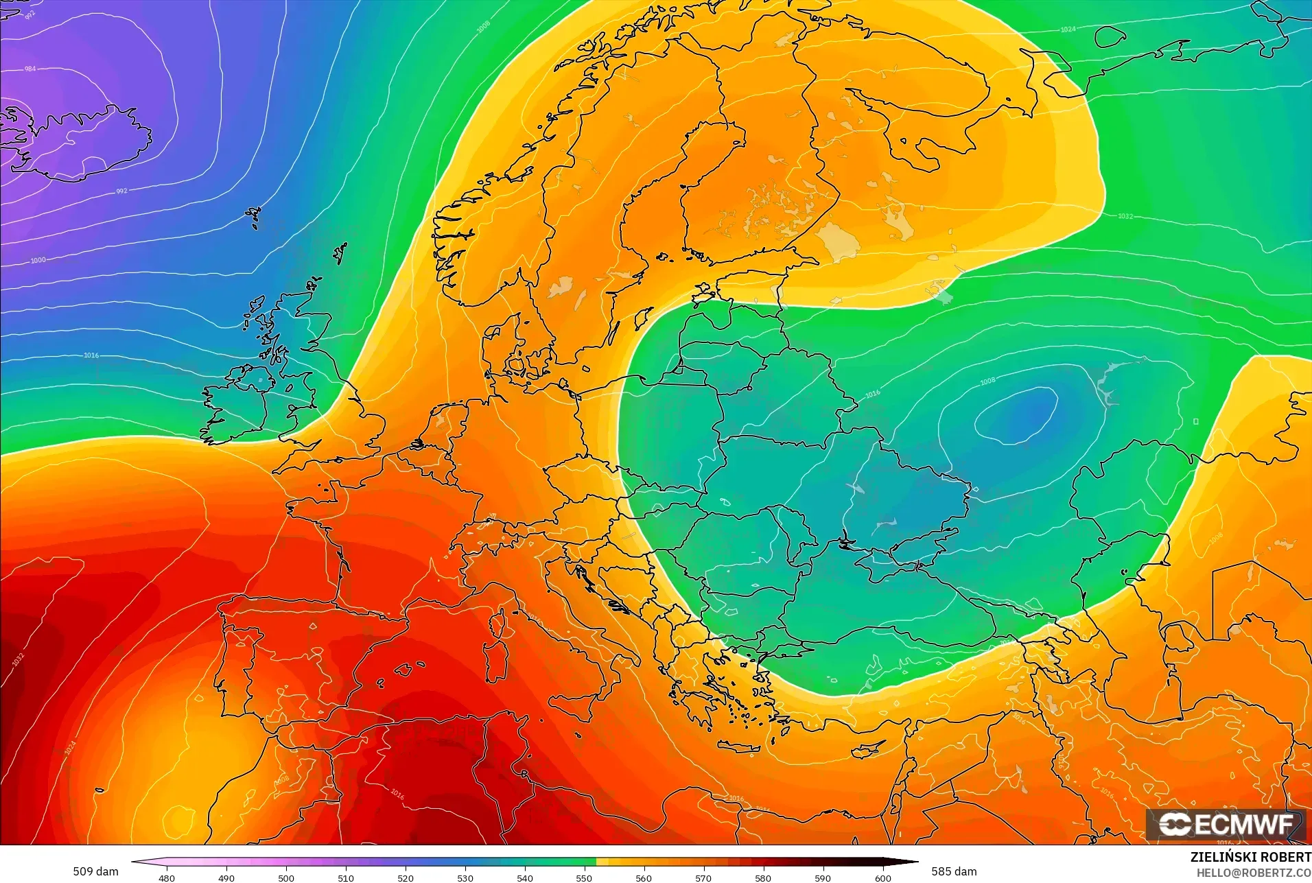 ECMWF IFS 0.25° modelo - Europe, Geopotential height at 500hPa