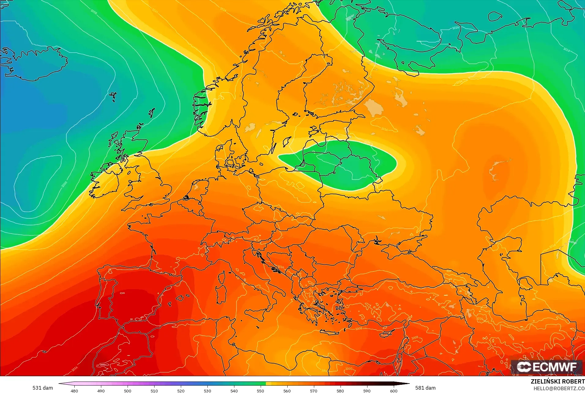 ECMWF IFS 0.25° model - Europe, Geopotential height at 500hPa
