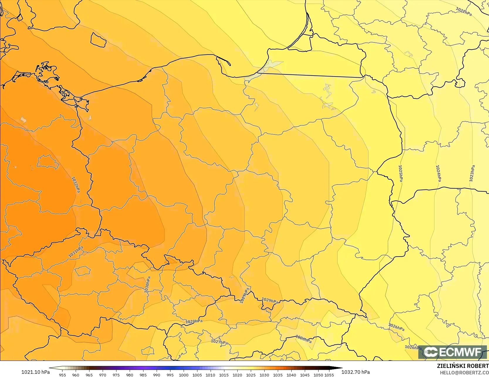 ECMWF IFS 0.25° model - Poland, Pressure