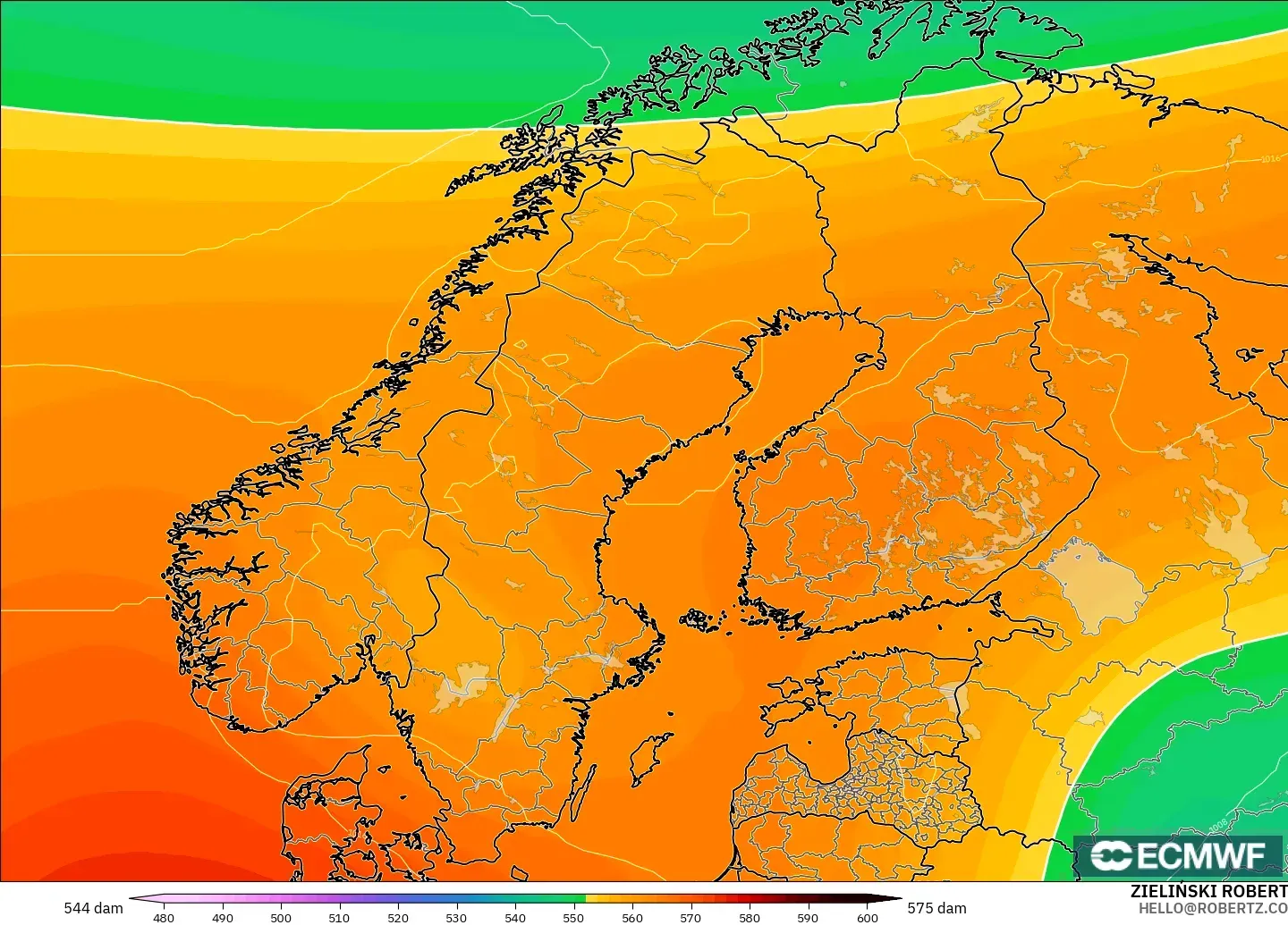 ECMWF IFS 0.25° model - Scandinavia, Geopotential height at 500hPa