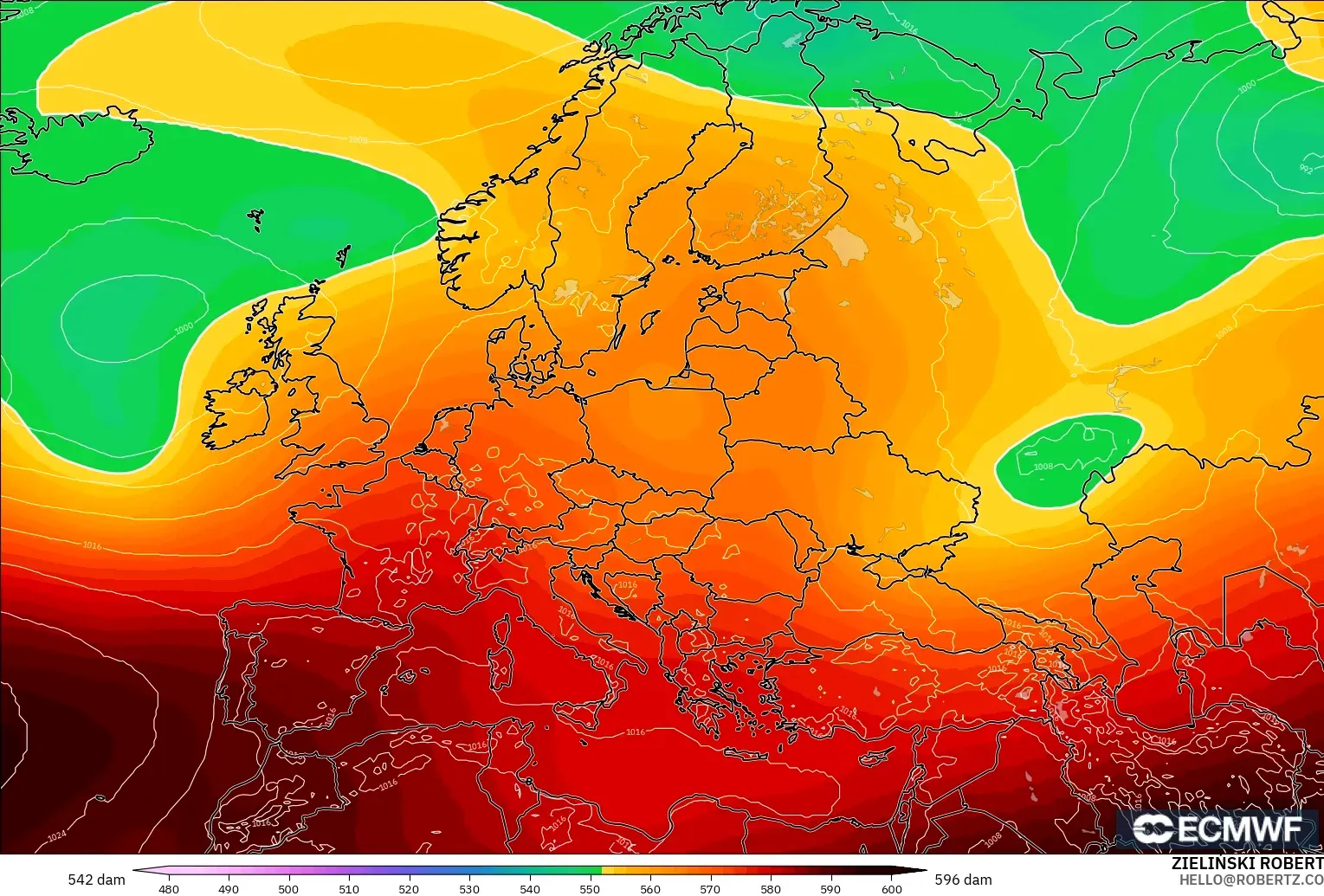 ECMWF IFS 0.25° model - Europe, Geopotential height at 500hPa