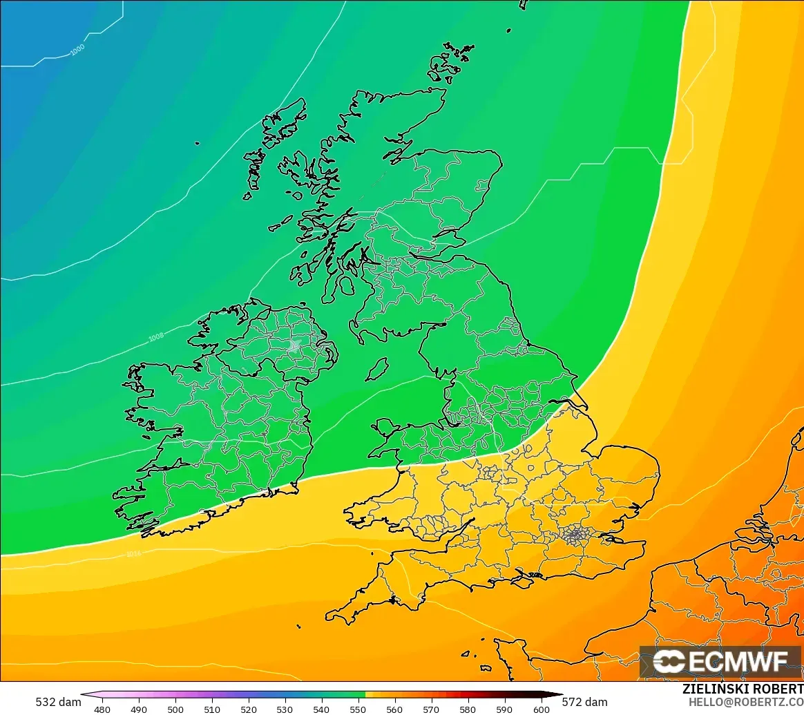 ECMWF IFS 0.25° modelo - United Kingdom, Geopotential height at 500hPa
