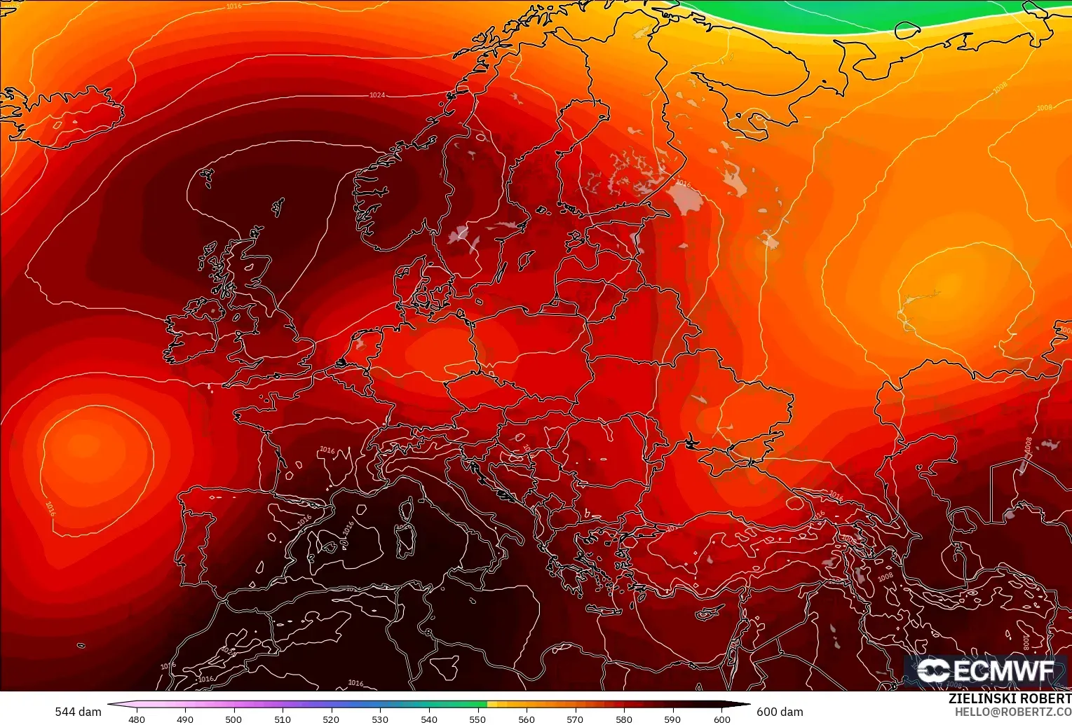 ECMWF IFS 0.25° model - Europe, Geopotential height at 500hPa