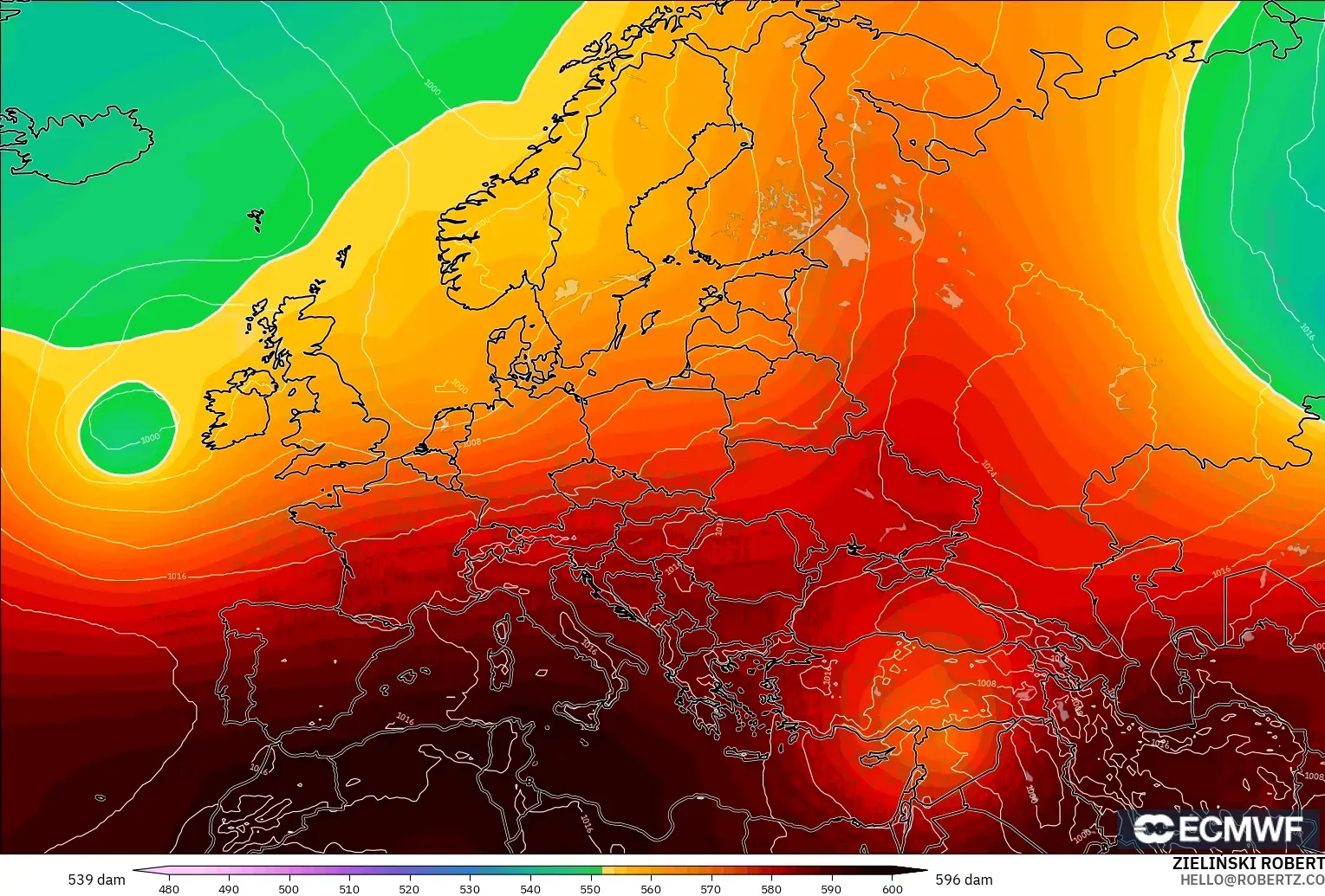ECMWF IFS 0.25° model - Europe, Geopotential height at 500hPa