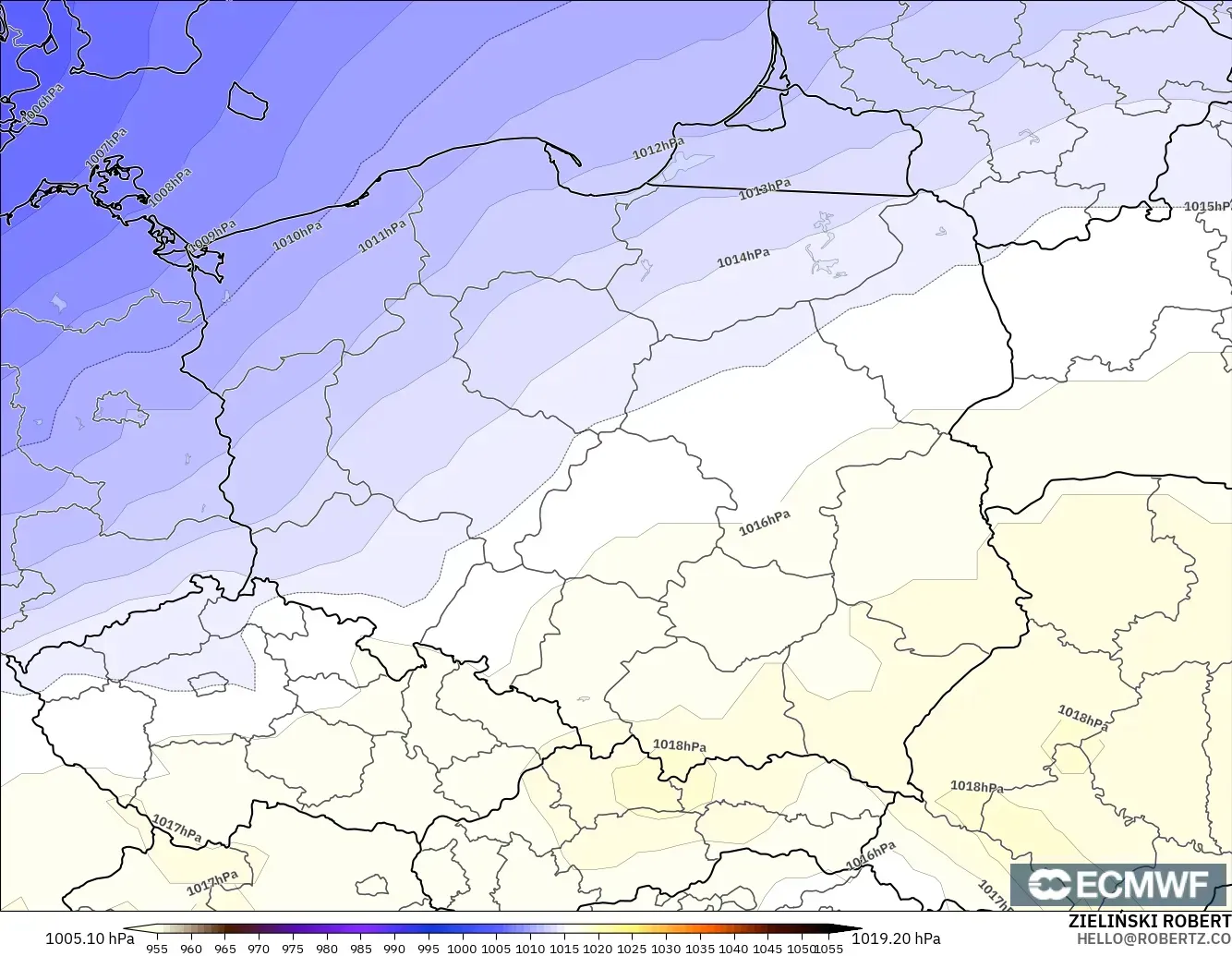 ECMWF IFS 0.25° model - Poland, Pressure