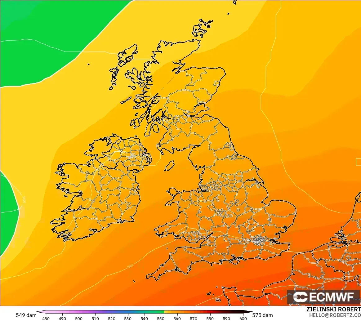 ECMWF IFS 0.25° model - United Kingdom, Geopotential height at 500hPa
