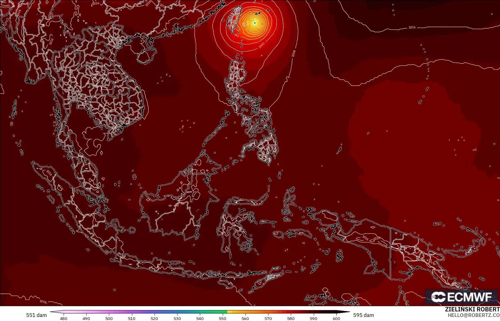 ECMWF IFS 0.25° model - South East Asia, Geopotential height at 500hPa