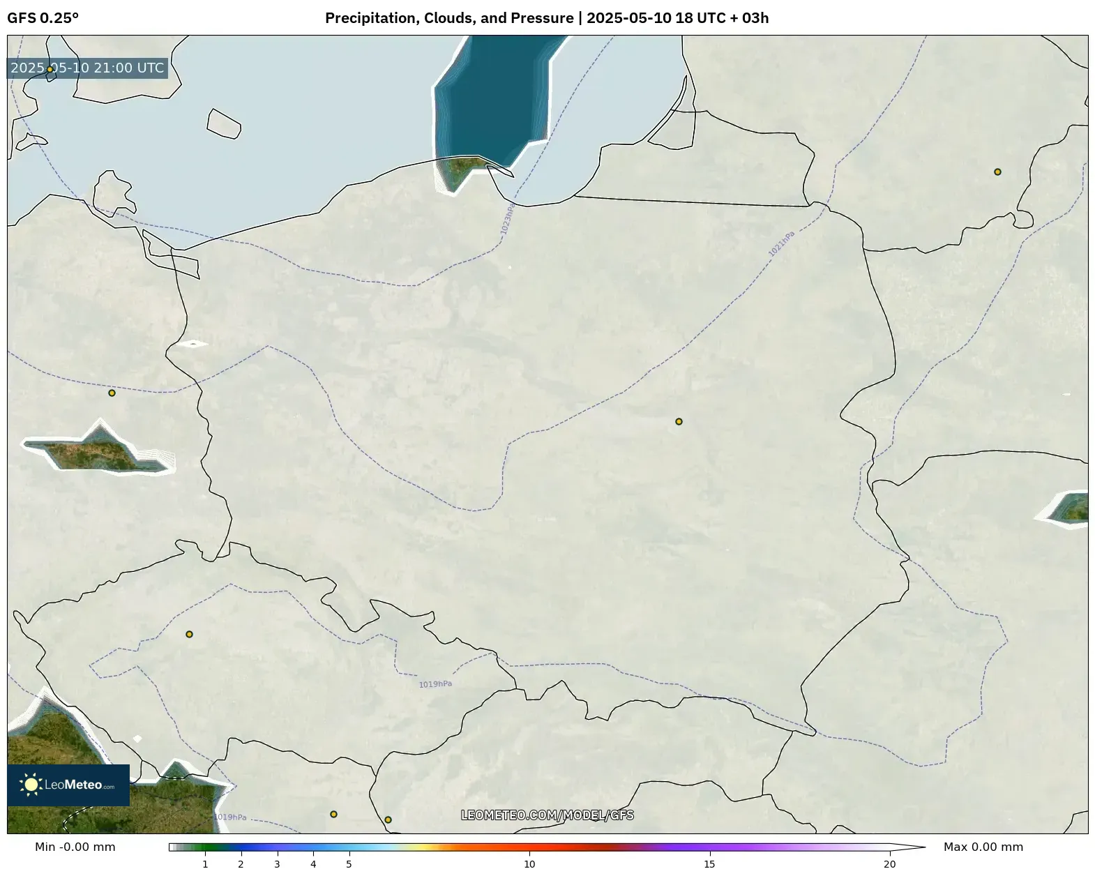 GFS - Poland, Precipitation, Clouds, and Pressure GFS - Poland, Precipitation, Clouds, and Pressure