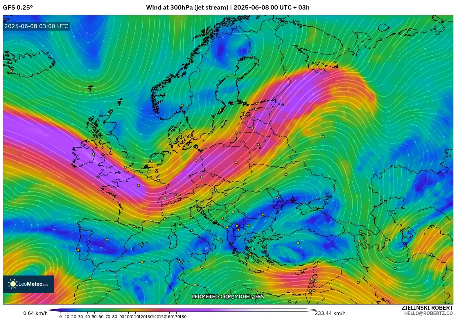 GFS model - Europe, Wind at 300hPa (jet stream) GFS model - Europe, Wind at 300hPa (jet stream)