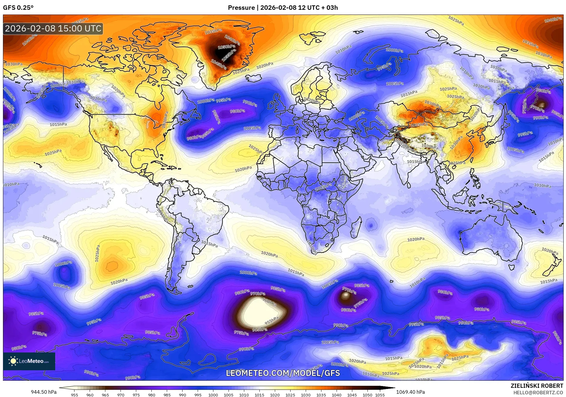 GFS model - World, Pressure