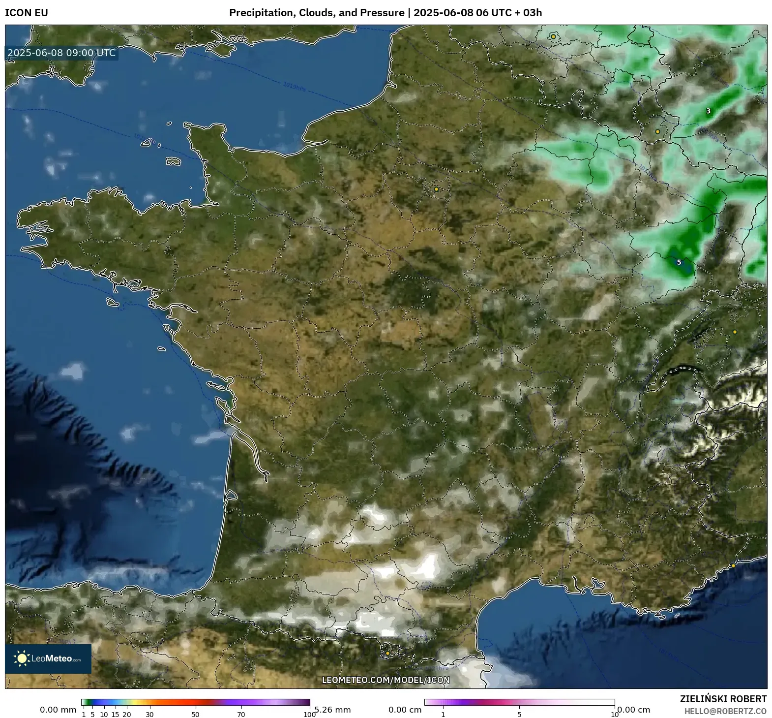 ICON model - France, Precipitation, Clouds, and Pressure ICON model - France, Precipitation, Clouds, and Pressure