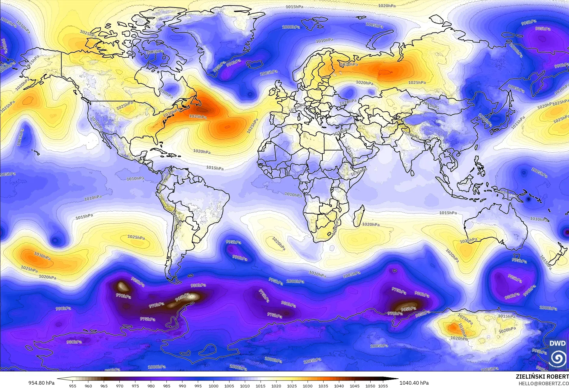 ICON model - Dunia, Tekanan