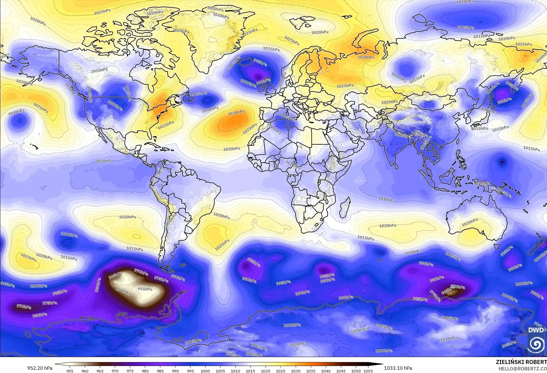 ICON model - Dunia, Tekanan