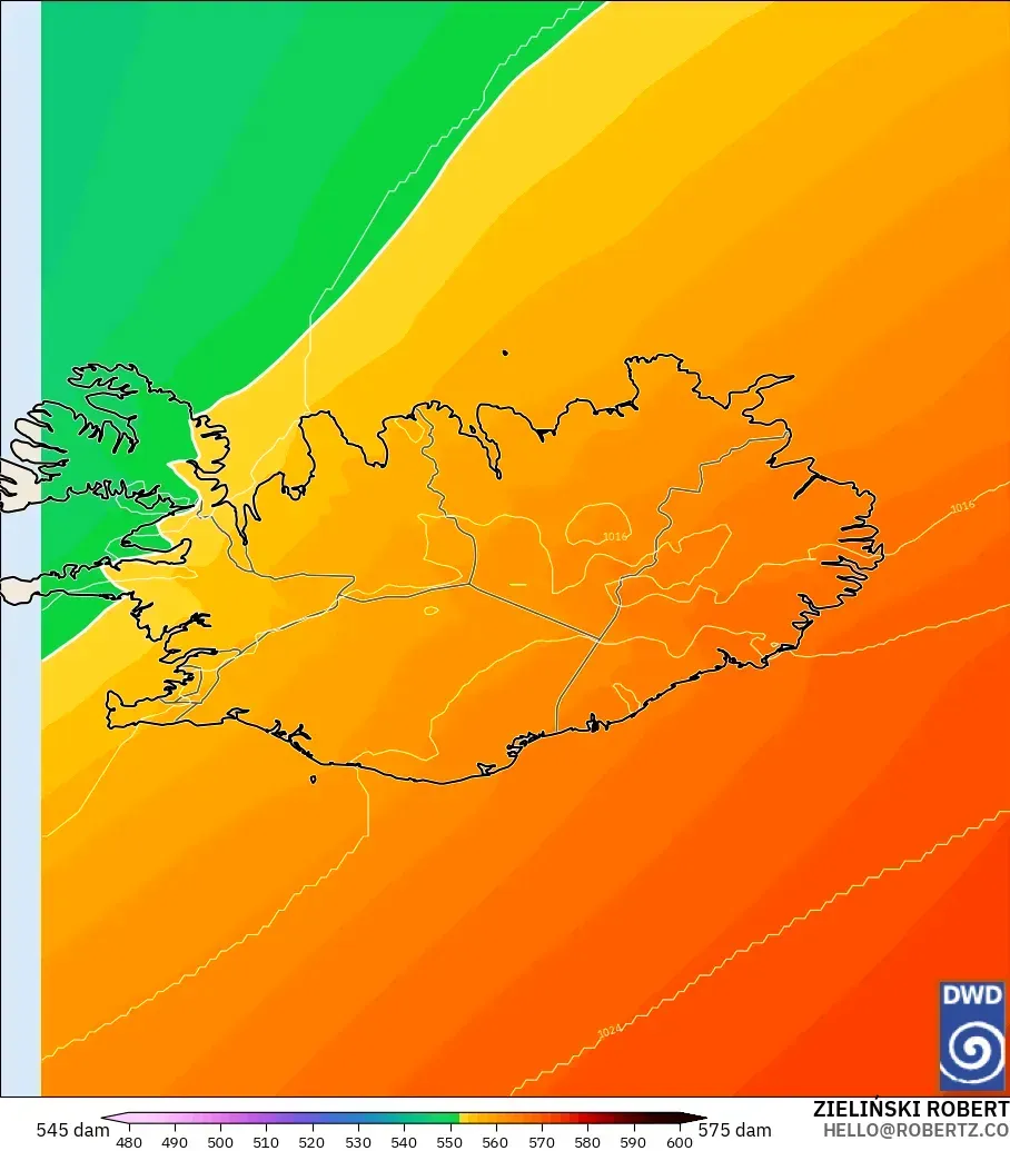 ICON model - Iceland, Geopotential height at 500hPa