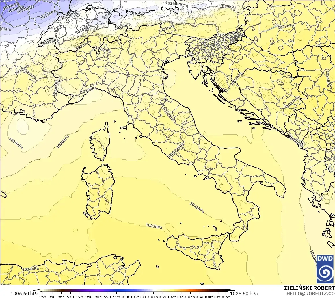 ICON model - Italy, Pressure